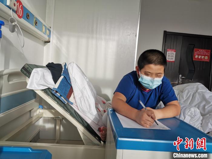 内蒙古满洲里：一位9岁小患者的“抗疫”日志